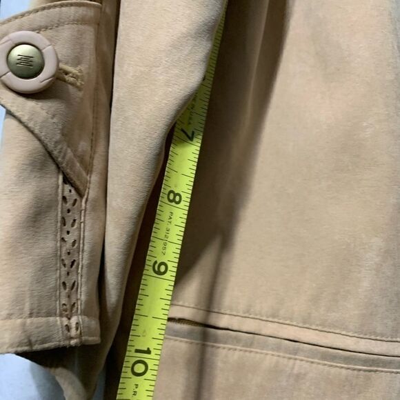 Fennelli Faux Suede Light Jacket - Picture 3 of 9